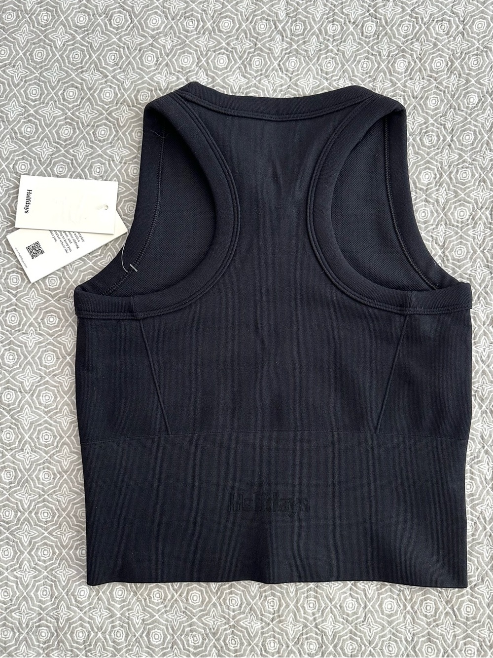 Black High-Neck Ribbed Tank Crop Top - Picture 6 of 9